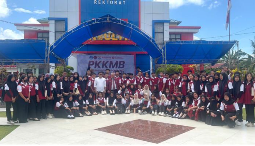 Rektor Unsultra Buka PKKMB: Mahasiswa dari Sabang sampai Merauke, Hadirkan Narasumber Nasional & Internasional